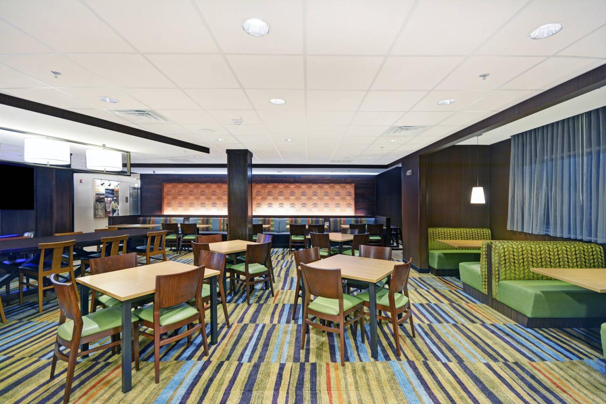Fairfield Inn & Suites By Marriott Savannah Sw/Richmond Hill Εξωτερικό φωτογραφία